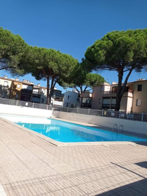 Appartement avec piscine proche plage